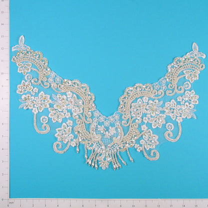 Vintage Lace Flower Collar Applique - 16 3/4" x 12"